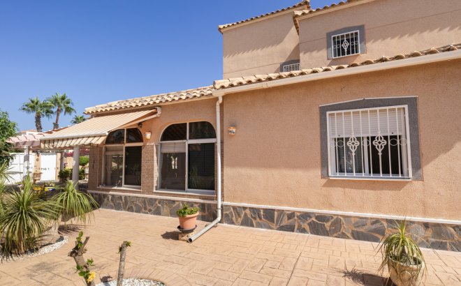 Resale - Villa -
La Regia - Costa Blanca