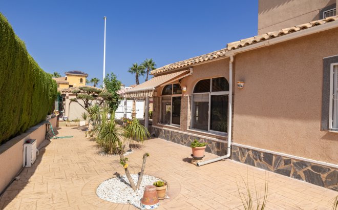Resale - Villa -
La Regia - Costa Blanca