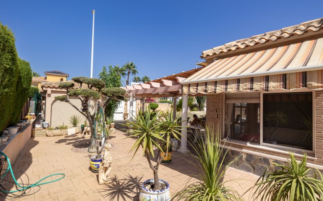 Resale - Villa -
La Regia - Costa Blanca