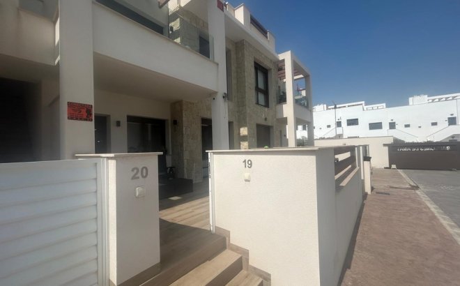 Resale - Apartment -
Los Balcones - AMAY Urbanisation