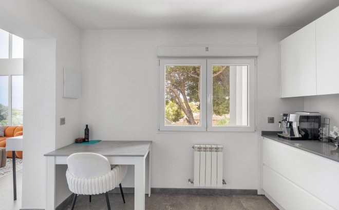 Resale - Villa -
Torrevieja - Costa Blanca