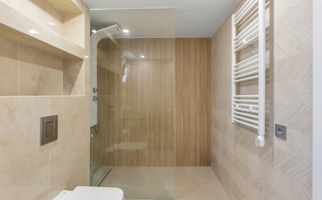 Resale - Villa -
Torrevieja - Costa Blanca