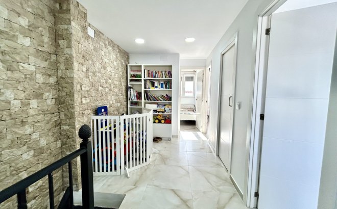 Resale - Town House -
Los Balcones - Costa Blanca