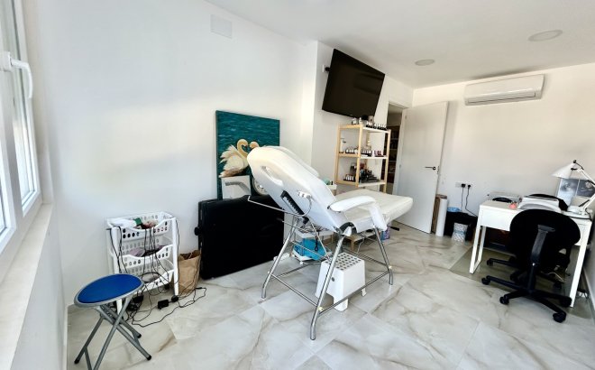 Resale - Town House -
Los Balcones - Costa Blanca