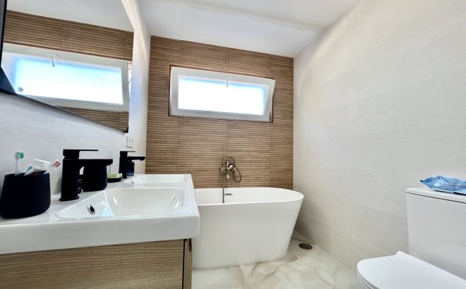 Resale - Town House -
Los Balcones - Costa Blanca