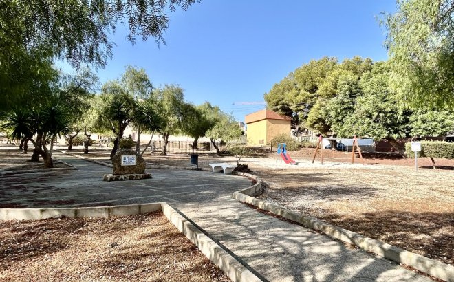 Resale - Town House -
Los Balcones - Costa Blanca