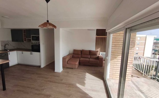 Revente - Apartment Penthouse -
Punta Prima - Costa Blanca