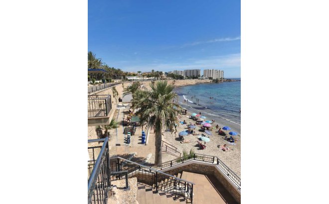 Revente - Apartment Penthouse -
Punta Prima - Costa Blanca