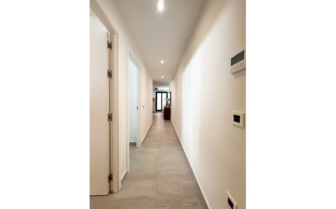 Resale - Villa -
San Miguel de Salinas - Inland