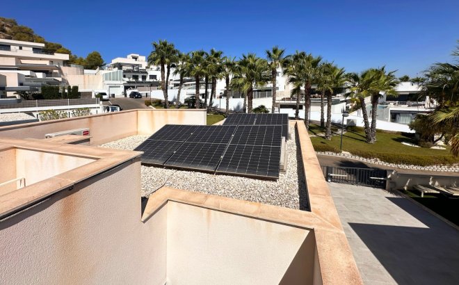 Resale - Villa -
San Miguel de Salinas - Inland