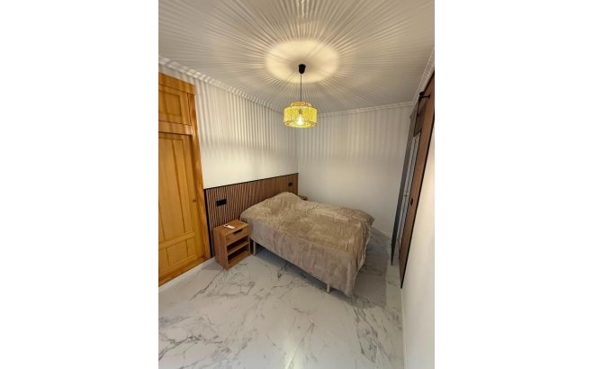 Resale - Apartment -
Torrevieja - Acequion
