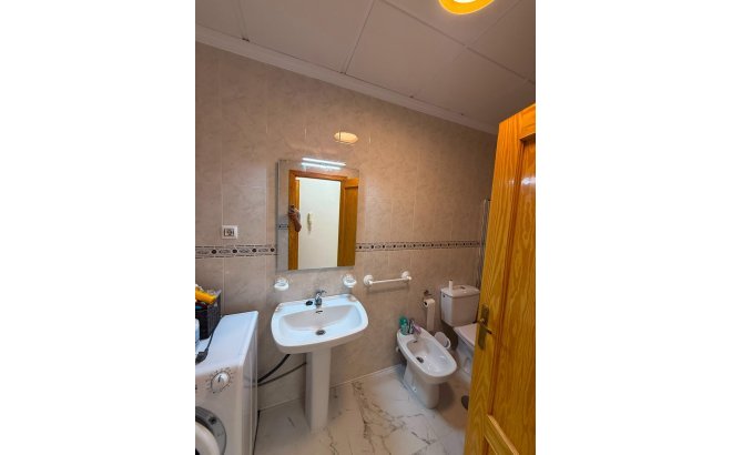 Resale - Apartment -
Torrevieja - Acequion