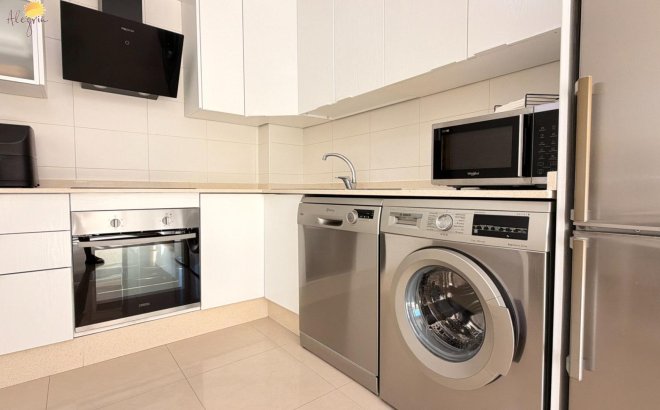 Revente - Appartement -
Torrevieja - PARQUE DE LAS NACIONES