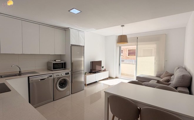 Revente - Appartement -
Torrevieja - PARQUE DE LAS NACIONES