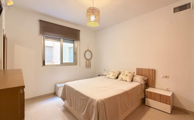 Revente - Appartement -
Torrevieja - PARQUE DE LAS NACIONES