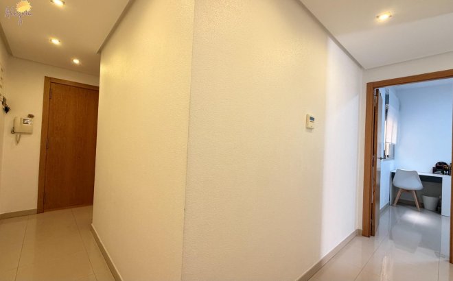Revente - Appartement -
Torrevieja - PARQUE DE LAS NACIONES