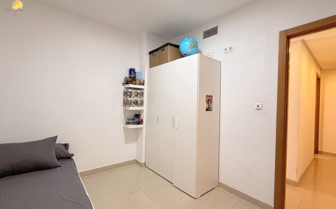 Revente - Appartement -
Torrevieja - PARQUE DE LAS NACIONES