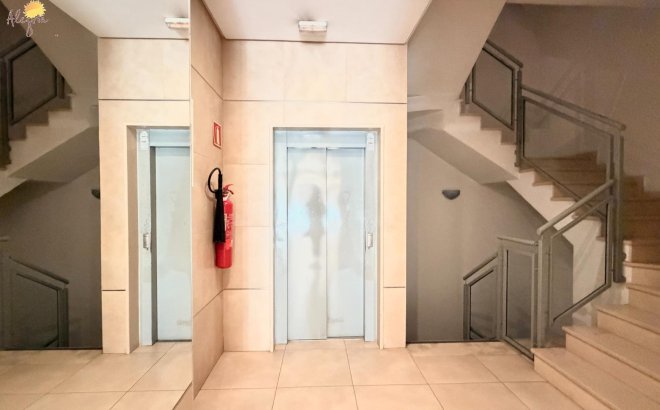 Revente - Appartement -
Torrevieja - PARQUE DE LAS NACIONES