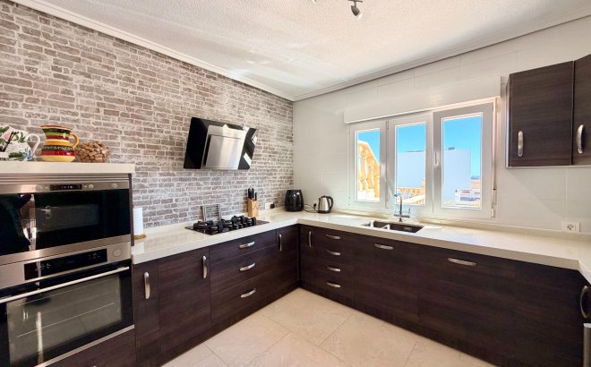 Resale - Villa -
Ciudad Quesada