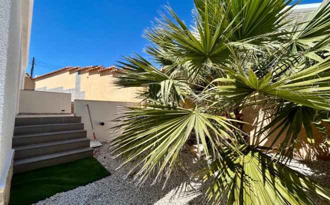 Resale - Villa -
Ciudad Quesada