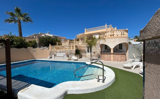 Resale - Villa -
Ciudad Quesada