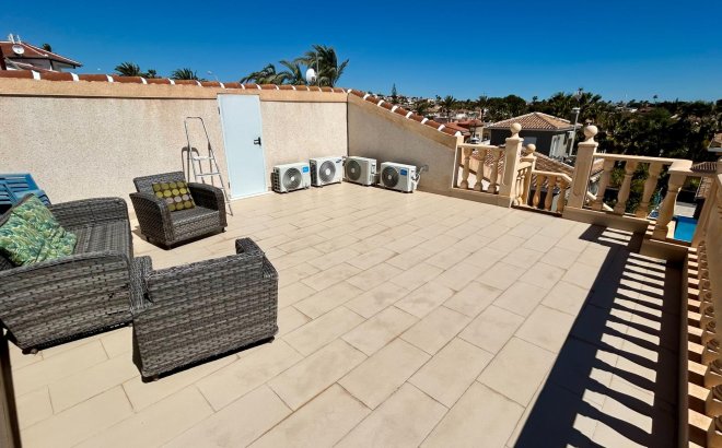 Resale - Villa -
Ciudad Quesada