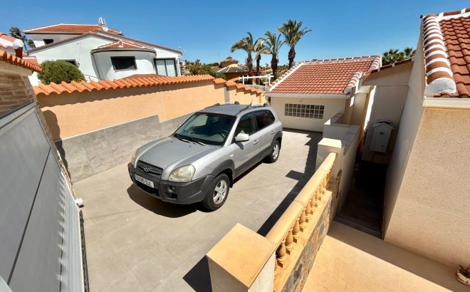Resale - Villa -
Ciudad Quesada