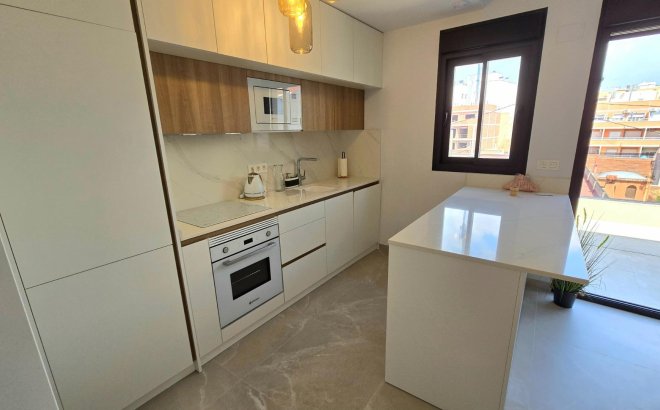 Revente - Penthouse -
Torrevieja - Playa del Cura