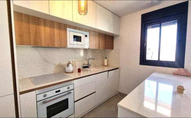 Revente - Penthouse -
Torrevieja - Playa del Cura