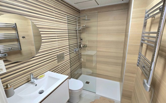 Revente - Penthouse -
Torrevieja - Playa del Cura