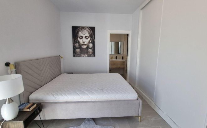 Revente - Penthouse -
Torrevieja - Playa del Cura