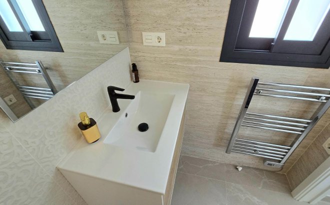 Revente - Penthouse -
Torrevieja - Playa del Cura