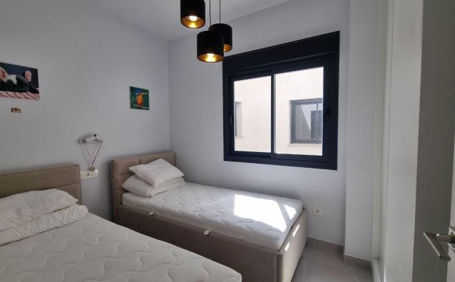 Revente - Penthouse -
Torrevieja - Playa del Cura