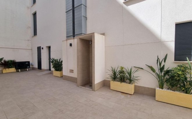 Revente - Penthouse -
Torrevieja - Playa del Cura