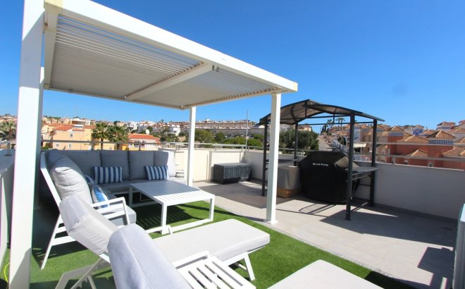 Resale - Villa -
Villamartin - El Galan