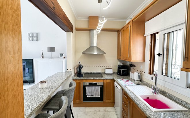 Resale - Town House -
La Finca Golf Resort - Inland