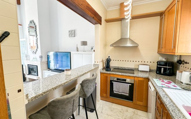 Resale - Town House -
La Finca Golf Resort - Inland