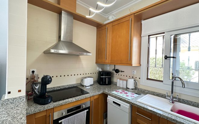 Resale - Town House -
La Finca Golf Resort - Inland