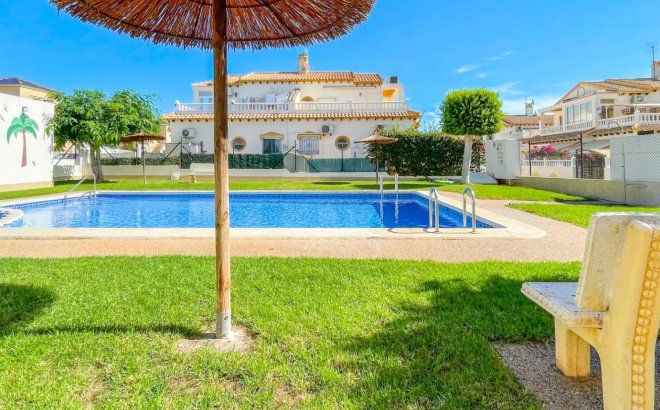 Revente - Town House -
Orihuela Costa - Costa Blanca