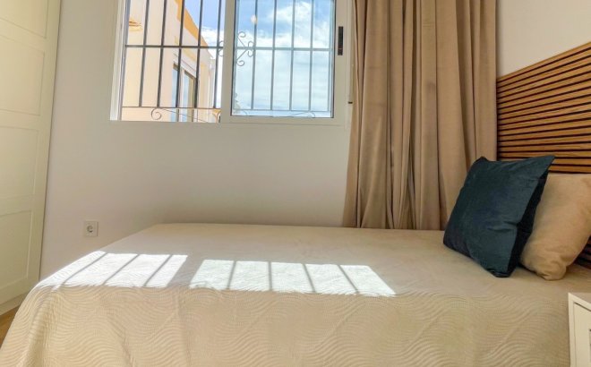 Revente - Town House -
Orihuela Costa - Costa Blanca