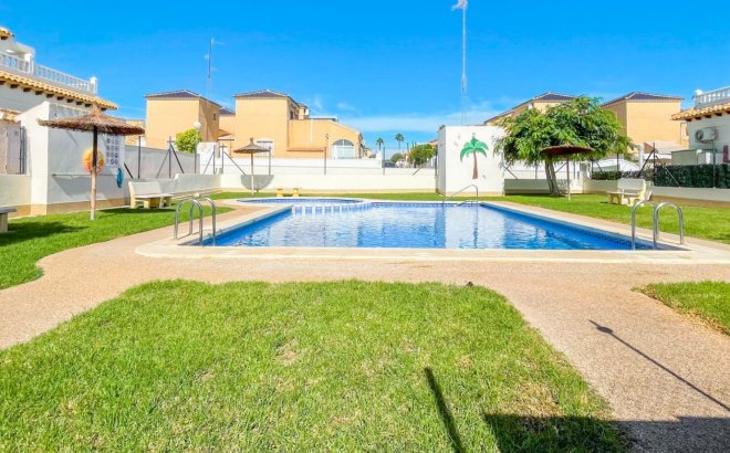 Revente - Town House -
Orihuela Costa - Costa Blanca
