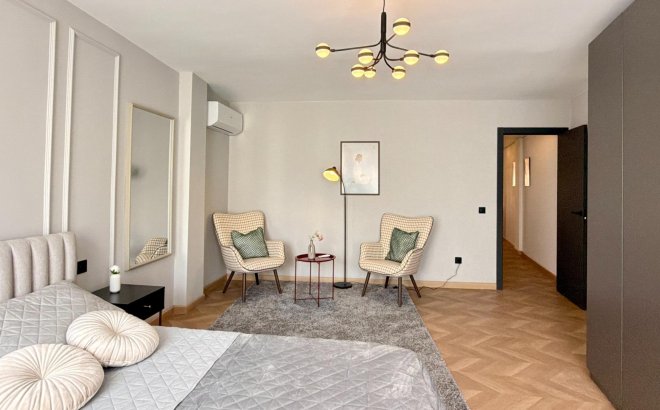 Resale - Apartment -
Torrevieja - Playa del Cura