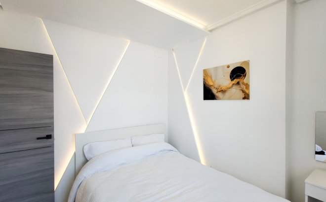 Revente - Appartement -
Torrevieja - Costa Blanca