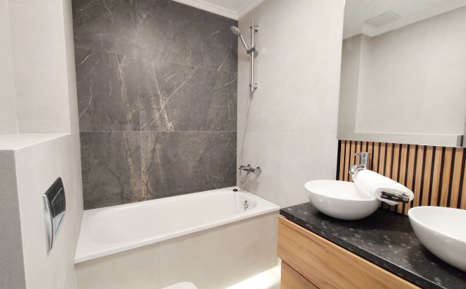 Revente - Appartement -
Torrevieja - Costa Blanca