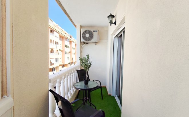Revente - Appartement -
Torrevieja - Costa Blanca