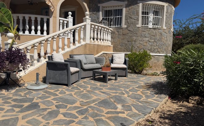 Resale - Villa -
Rojales - Inland