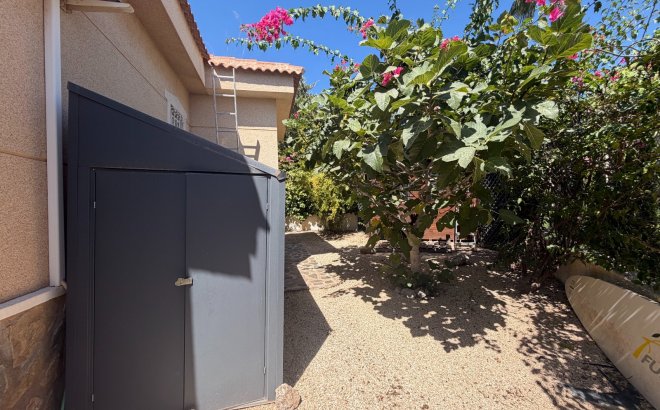 Resale - Villa -
Rojales - Inland