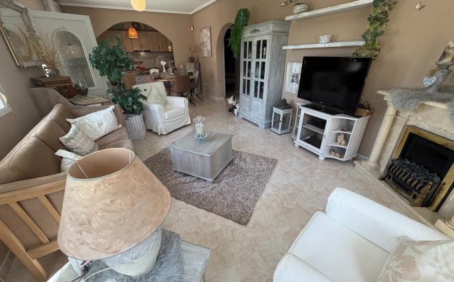 Resale - Villa -
Rojales - Inland