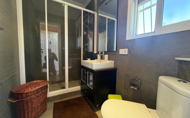 Resale - Villa -
Rojales - Inland