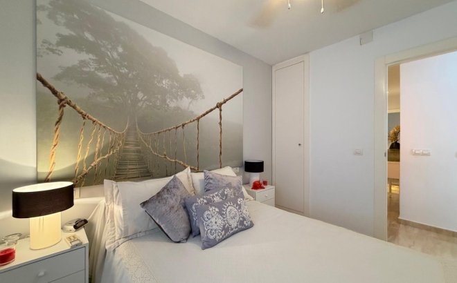 Resale - Apartment -
Torrevieja - Paseo Maritimo
